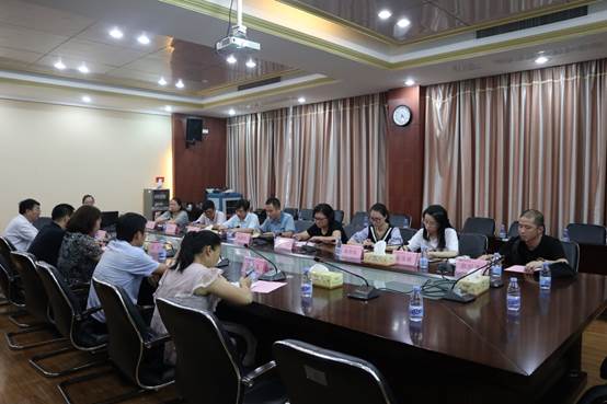 说明: E:\闽江师专\网站建设\201806\座谈交流会照片180620\IMG_2117.JPG 说明: E:\闽江师专\网站建设\201806\座谈交流会照片180620\IMG_2117.JPG