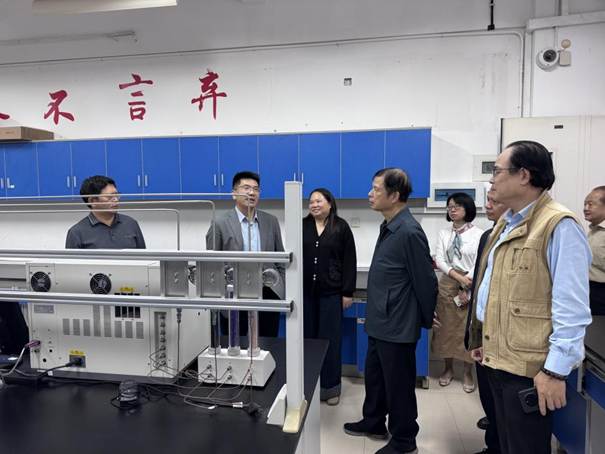 c960ba385d978bd430e42cb6e2122435