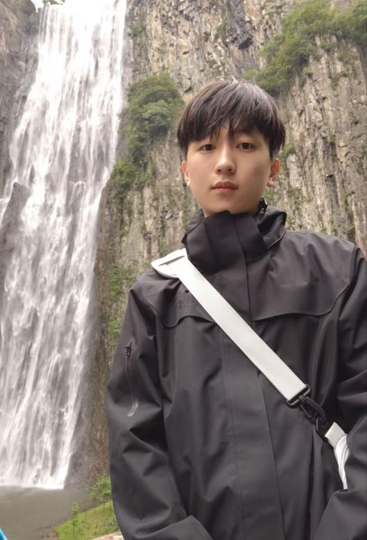 bd519b746d44b81a96ad7ad8775e35dc