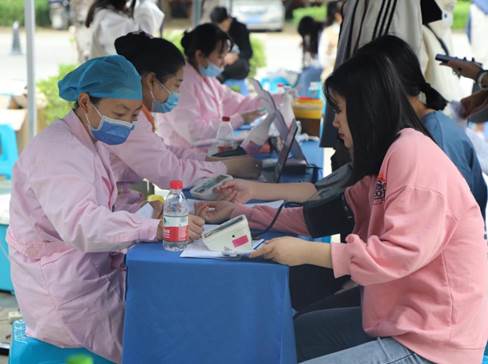 说明: IMG_8443 说明: IMG_8443