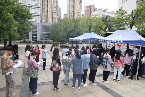 说明: IMG_8476 说明: IMG_8476