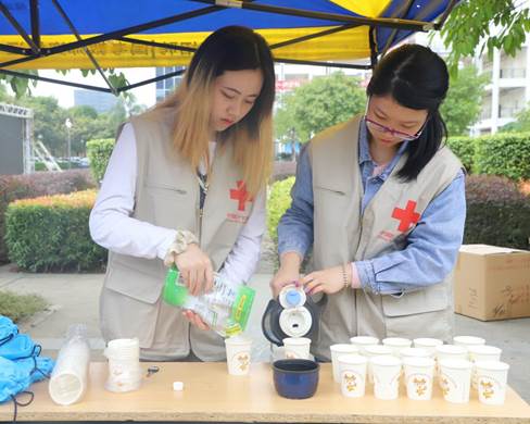 说明: IMG_8403 说明: IMG_8403