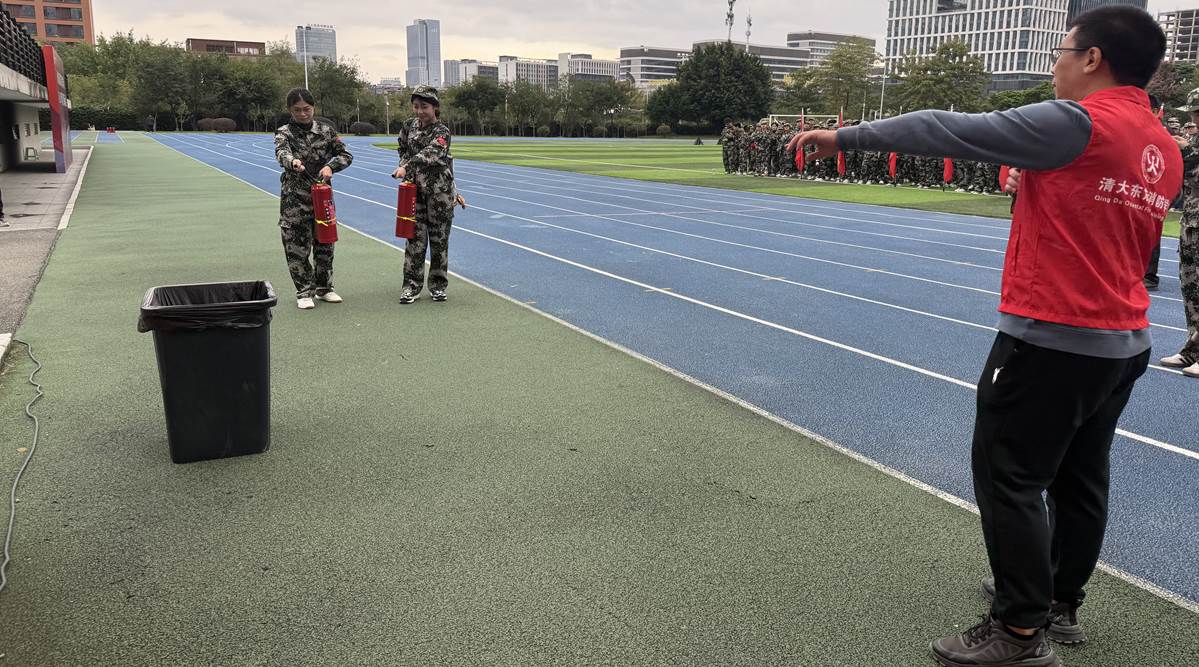 3cb7d60d7e2050ee2390993b66fe048