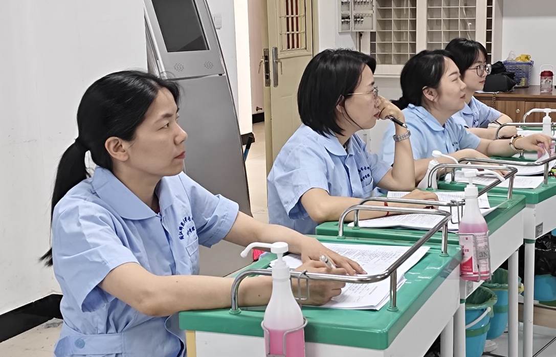 “技能筑梦,无菌护航”无菌操作技能竞赛活动照片14