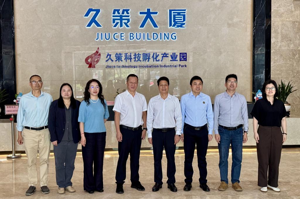 校长杨建义带队赴福建久策气体股份有限公司访企拓岗