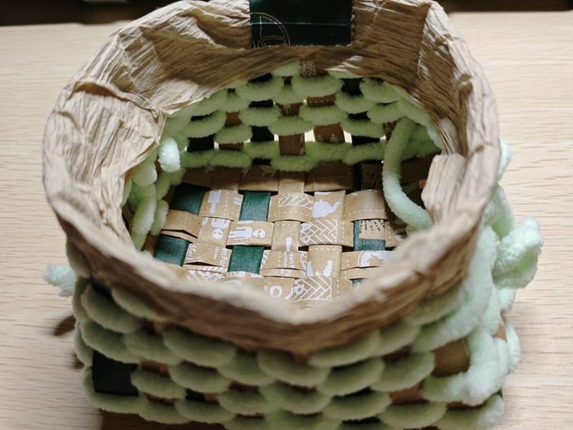 20251121-“变废为宝,“盒你一起”创意材料设计大赛”活动照片03