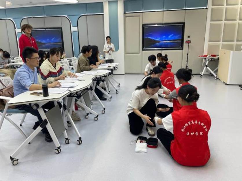 学生竞赛风采:创伤救护止血图片1