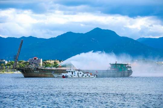 0福州市红十字水上应急救援救护综合演练(联合作业)