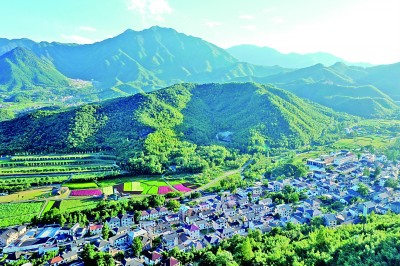 十个明确,彰显马克思主义中国化新的飞跃 十个明确,彰显马克思主义中国化新的飞跃